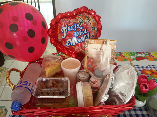 En un día especial es oportuno regalar un detalle que haga único el momento.
